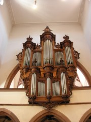 Une belle vue de l'orgue, en contre-plongée. Cliché personnel