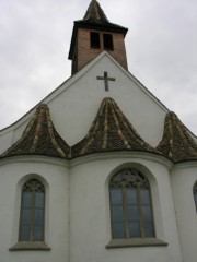 Les trois absides de la Bergkirche de Rheinau. Cliché personnel