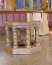 Détail du mobilier liturgique. Cliché personnel