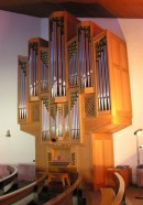 L'orgue Mingot (Manufacture de Lausanne), 1990, église de Malleray. Cliché personnel (mars 2009)