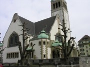 Une dernière vue extérieure de la Pauluskirche de Berne. Cliché personnel (avril 2009)