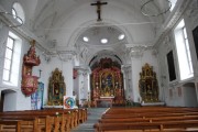 Vue panoramique de la nef, du choeur et des autels baroques. Cliché personnel
