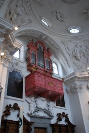 Une dernière vue de l'orgue de choeur Victor Ferdinand Bossard. Cliché personnel (2 mai 2009)