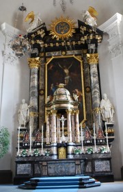 Vue du maître-autel dans le choeur. Cliché personnel