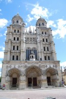 La belle façade de l'église St-Michel, Dijon. Cliché personnel (juin 2009)