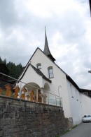 Vue de l'église de Niederwald. Cliché personnel (07. 2009)