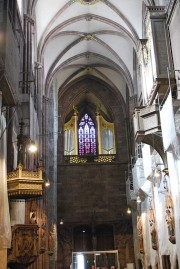 Vue de la nef en direction de l'orgue Metzler (inauguré en 2008). Cliché personnel
