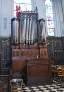 Vue de l'orgue de choeur Daublaine-Callinet. Cliché personnel (début nov. 2009)