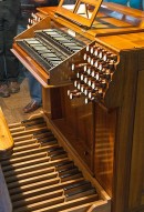 La console de l'orgue I. Kober à Heiligenkreuz. Crédit: //pipedreams.publicradio.org/events/tours/austria_2009/day_11/