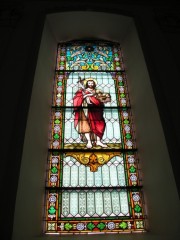Autre vitrail à l'église de Montfaucon. Cliché personnel