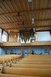 Vue intérieure en direction de l'orgue Wälti. Cliché personnel
