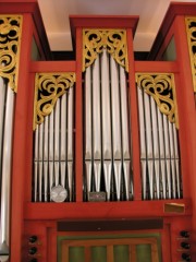 Eglise de St-Brais. Façade de l'orgue. Cliché personnel