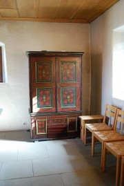 Vue du petit orgue (ici fermé) de la chapelle de Schwarzenburg. Cliché personnel