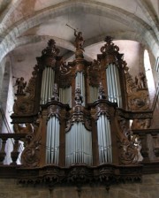 Une vue rapprochée de l'orgue historique d'Arbois. Cliché personnel