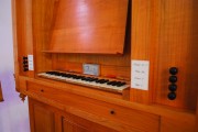 Console de l'orgue de choeur Cattiaux. Cliché personnel