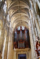 Eglise St-Eustache, le grand orgue (cliché personnel pris en nov. 2009)