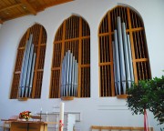 Vue générale de la façade de l'orgue Kuhn. Cliché personnel