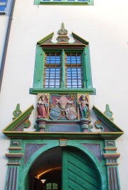 Entrée de la Katharinakapelle, avec armoiries sculptées. Cliché personnel