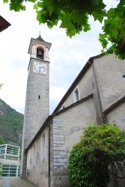 Vue de l'église d'Avegno. Cliché personnel, mai 2014