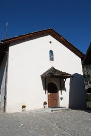 Vue de la façade de la chapelle baroque de Blatten bei Naters. Cliché personnel
