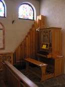 Vignette montrant le petit orgue Laukhuff, église catholique. Château-d'Oex. Cliché personnel