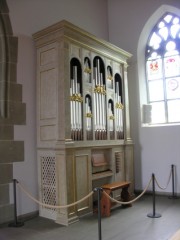 Une dernière vue de l'orgue Kuhn de style italien. Cliché personnel
