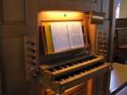 La console de l'orgue en fenêtre. Cliché personnel