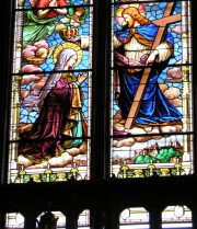 Notre-Dame, détails d'un vitrail de l'abside. Cliché personnel