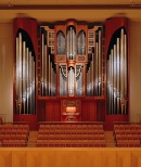 Vue de l'orgue de la salle de concerts en question. Crédit: http://www.gothic-catalog.com/Yokohama_Japan_Minato_Mirai_Hall_Fisk_organ_s/879.htm Vue de l'orgue de la salle de concerts en question. Crédit: http://www.gothic-catalog.com/Yokohama_Japan_Minato_Mirai_Hall_Fisk_organ_s/879.htm