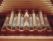 Tokyo Opera City, orgue Kuhn. Crédit: www.orgelbau.ch/