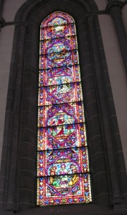 Autre vitrail dans le choeur à St-François. Cliché personnel