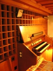 Vue en perspective de l'orgue Kuhn. Cliché personnel