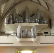 Orgue Kuhn (1943) de la Wasserkirche. Encore en activité. Cliché personnel (2007)