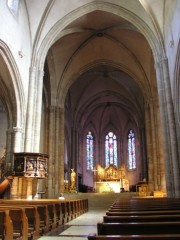 Vue générale de la nef de la cathédrale de Sion. Cliché personnel
