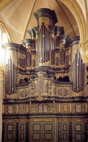 Vue du Grand Orgue de l'Abbaye de Marienfeld, restauré en 1999. Crédit: www.hwcoordes.homepage.t-online.de/