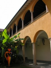 Vue de la cour intérieure du Collegio Papio d'Ascona (Renaissance). Cliché personnel (sept. 2007)