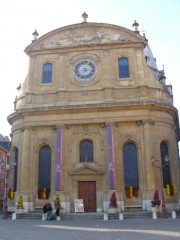 Façade baroque du Temple d'Yverdon-les-Bains. Cliché personnel (3 nov. 2007)