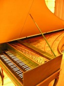 Autre vue du clavecin historique C, Kroll (1770). Clich� personnel (janvier 2008)