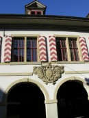 Façade avec arcades dans le vieux Zofingen. Cliché personnel