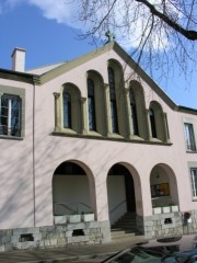 Façade de l'église du Sacré-Coeur d'Ouchy, Lausanne. Cliché personnel (mars 2008)