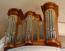 Façade de l'orgue Waldkircher Orgelbau à Merdingen. Crédit: http://de.sevenload.com/bilder/HuM2Oag/St-Remigius-Merdingen