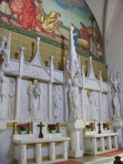 Vue de l'autel Sud (droit) de l'église St-Michel (Art Nouveau). Cliché personnel