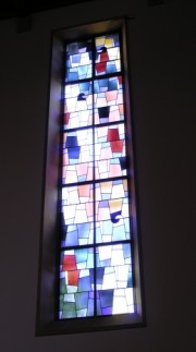 Vue d'un des vitraux de L. Moilliet (1944). Cliché personnel