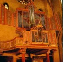Vue de l'orgue Ahrend (1981) du Musée des Augustins à Toulouse. Source: www.uquebec.ca/musique/orgues/france/toulouseema.html