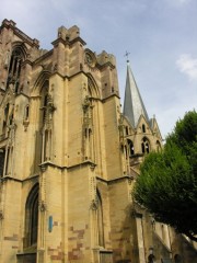 Vue de l'église N.-Dame de Rouffach. Cliché personnel (août 2008)