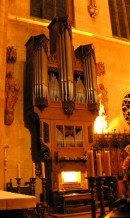 Orgue de choeur Schwenkedel à St-Martin de Colmar. Cliché personnel (août 2008)