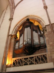 Vue en direction du magnifique orgue de choeur Dalstein-Haerpfer. Cliché personnel