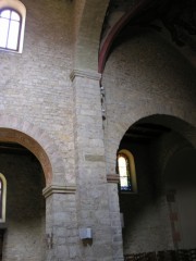 Collégiale de St-Imier. Cliché pris vers l'entrée du choeur. Photo personnelle