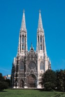 Vue de la Votivkirche, Vienne. Crédit: www.eea-esem2006.org/eea-esem2006/eea-esem-vienna/locations-eea-esem/votivkirche/eea-esem.html