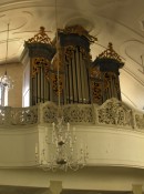 Vue de l'orgue Metzler (1989) au Frauenkloster St. Peter de Schwyz. Cliché personnel (sept. 2008)